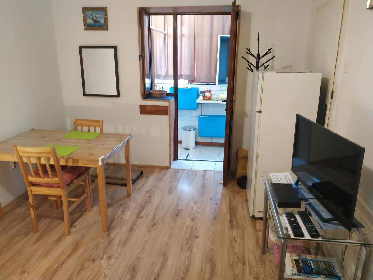 B&B Guest House "Be Happy"-Parking,Breakfast Center Split Zewnętrze zdjęcie